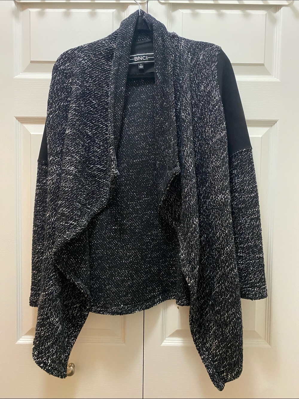 BNCI Black & Gray Draped Open-Front Cardigan Size Small